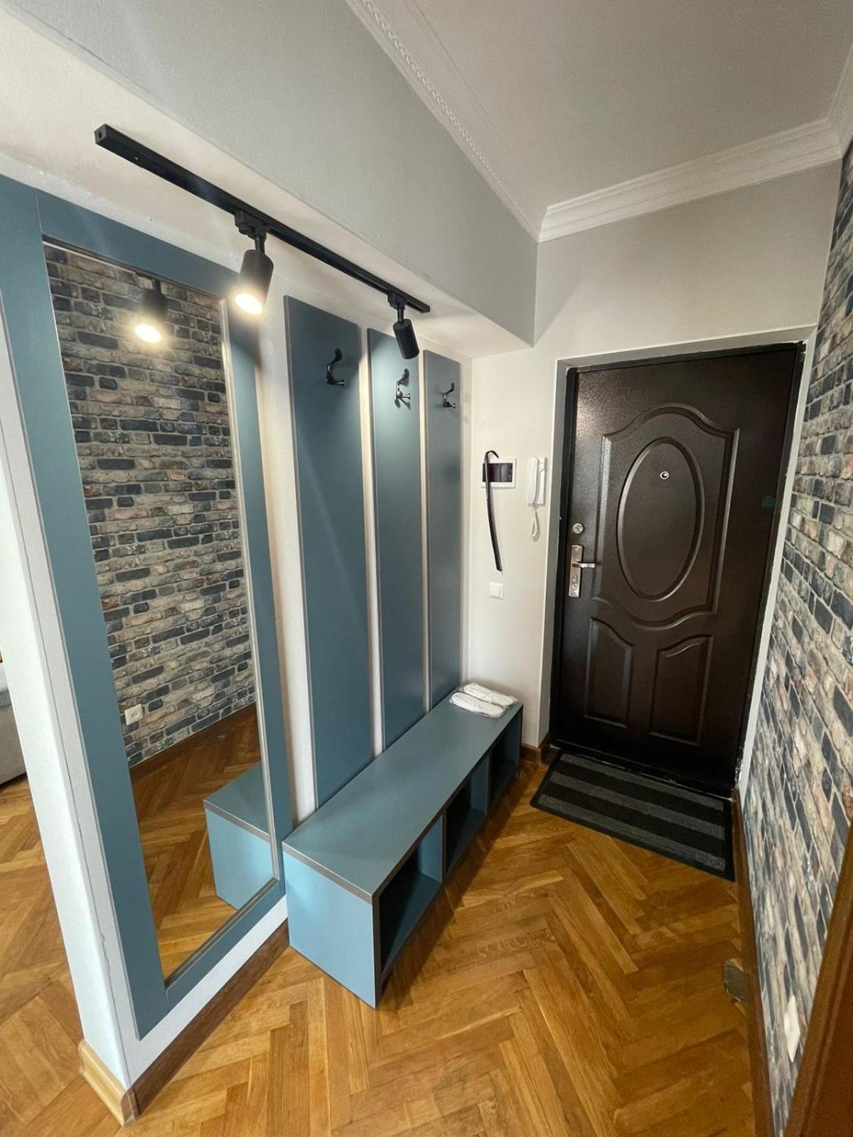 Апартаменты На Арбате Almaty Bagian luar foto